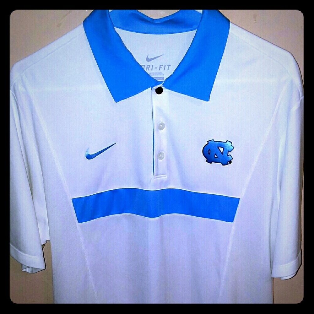 Nike North Carolina Polo Medium